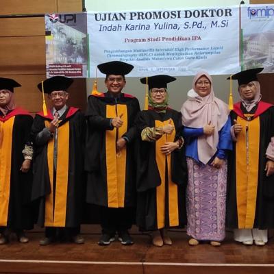 Prof. Anna & Prof. Indarini - Penguji Ujian Terbuka Indah Karina Yulina (Mahasiswa S3 UPI) - 05092022